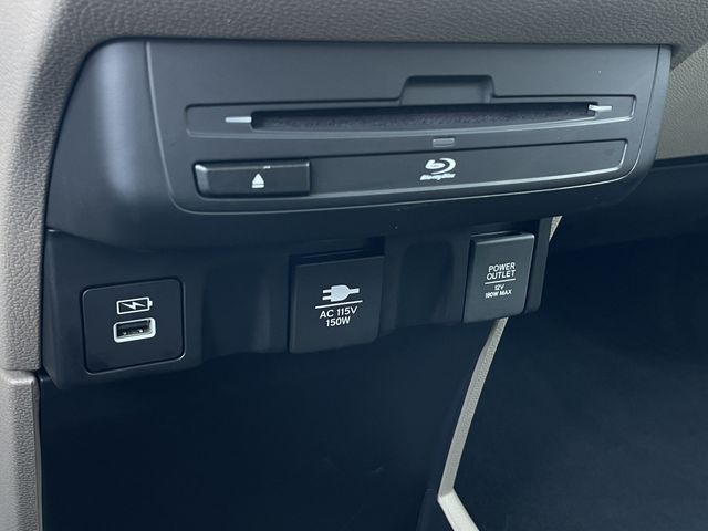 2024 Honda Odyssey Touring - Photo 20
