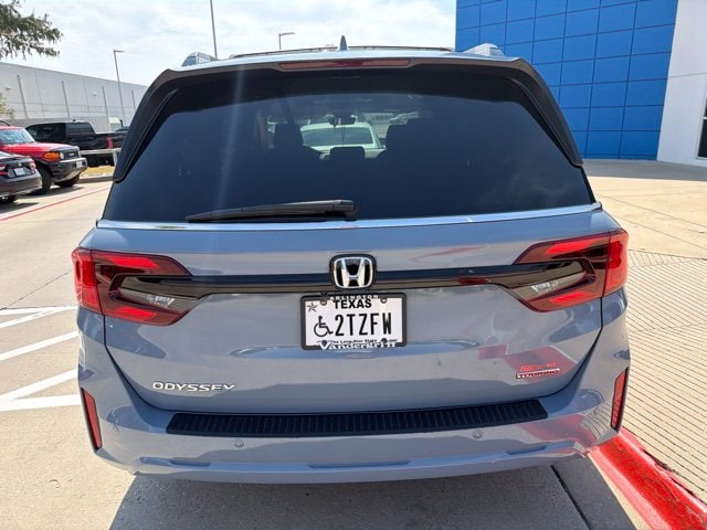 2026 Honda Odyssey Touring - Photo 6