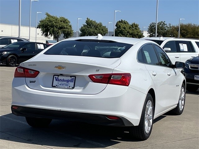 2023 Chevrolet Malibu 1LT photo 3