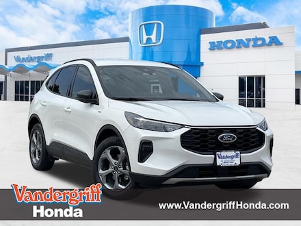 2025 Ford Escape ST-Line SUV