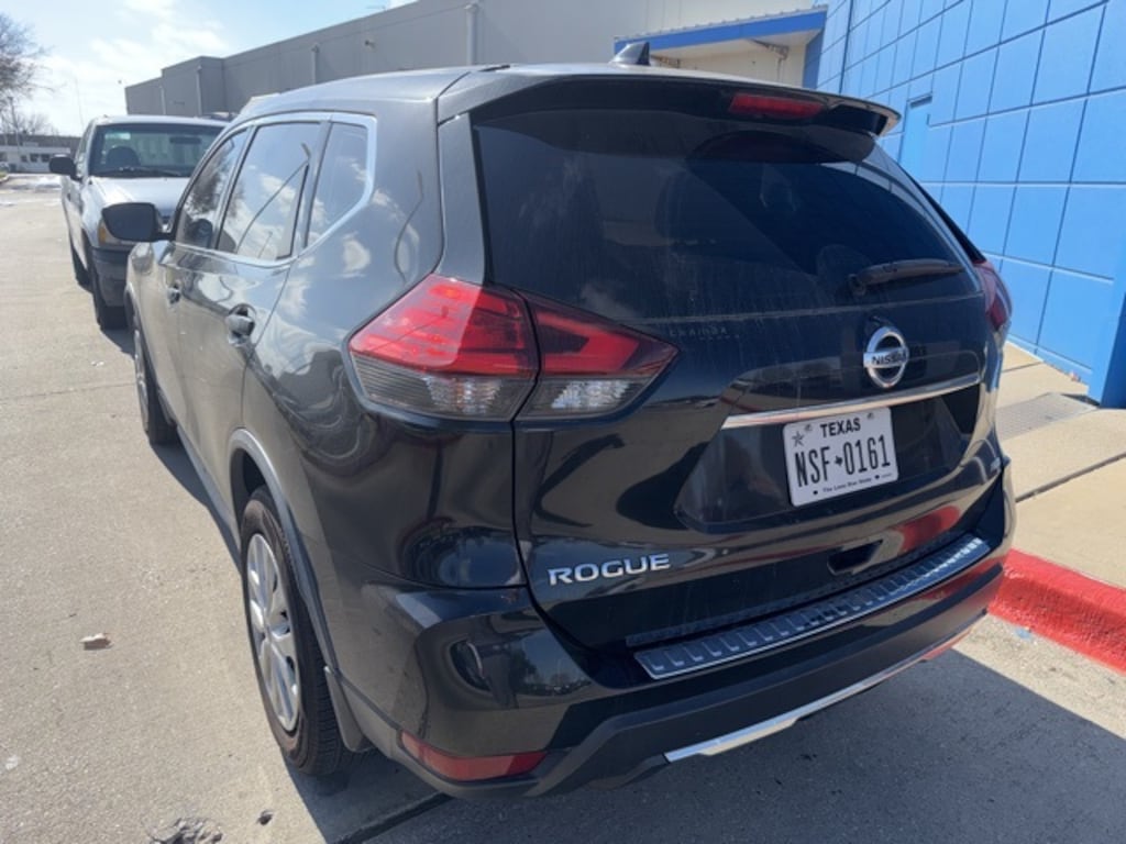 Used 2017 Nissan Rogue S SUV