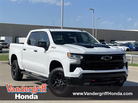 2023 Chevrolet Silverado 1500 LT Trail Boss Truck Crew Cab