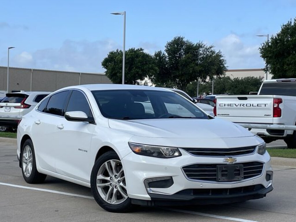 Used 2017 Chevrolet Malibu LT Sedan