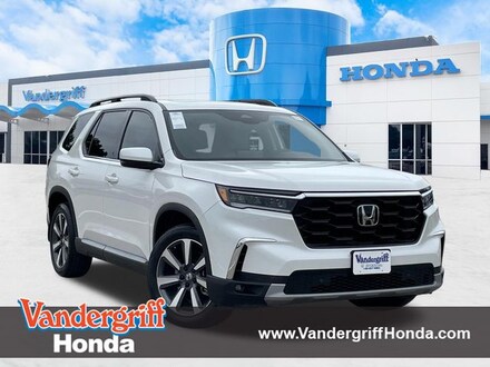2025 Honda Pilot Touring SUV