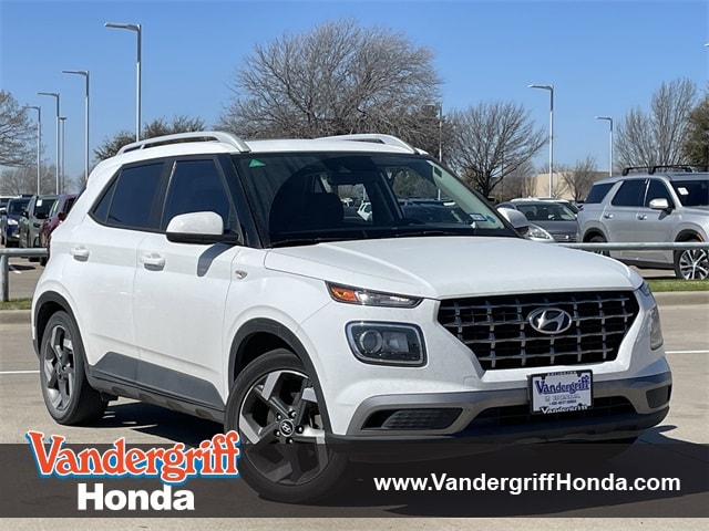 2022 Hyundai Venue SEL