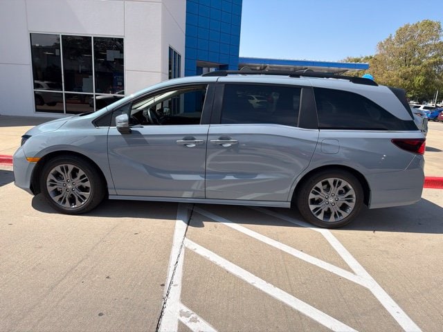 2026 Honda Odyssey Touring - Photo 8