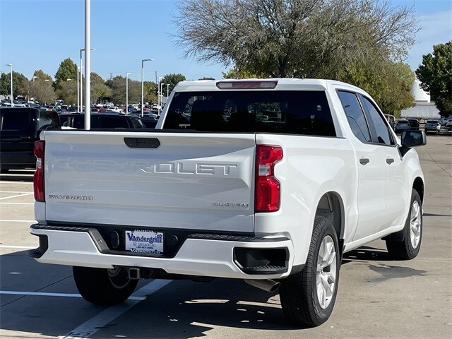 2022 Chevrolet Silverado 1500 Custom photo 4