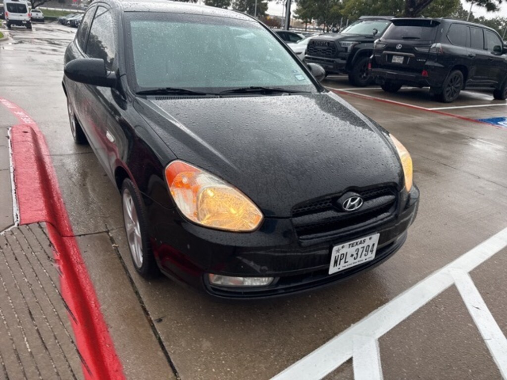 Used 2008 Hyundai Accent SE Hatchback