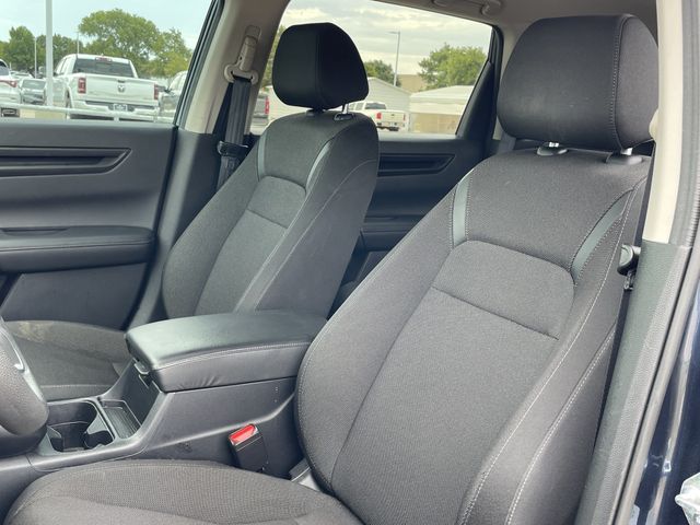 2025 Honda CR-V LX - Photo 14