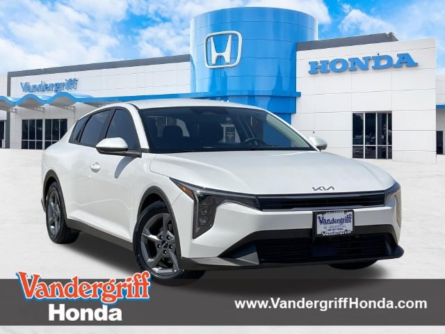 2025 Kia K4