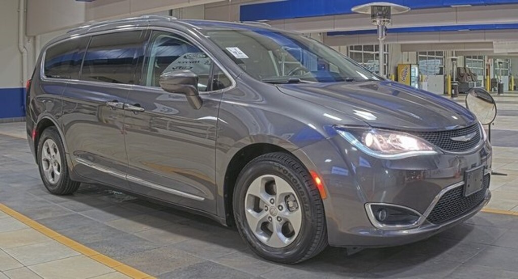 Used 2017 Chrysler Pacifica Touring L Plus Van