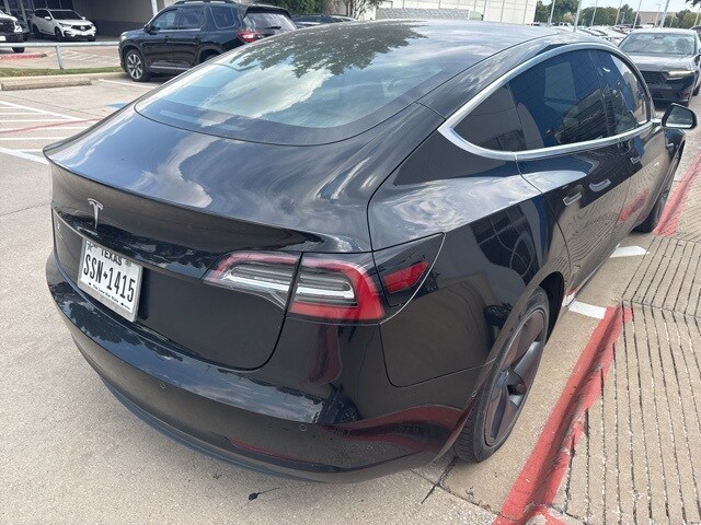 2019 Tesla Model 3 Standard Range Plus photo 2