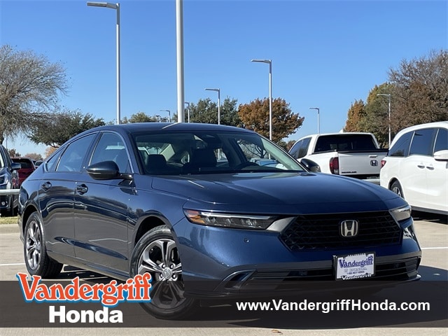 2024 Honda Accord Hybrid EX-L's photo