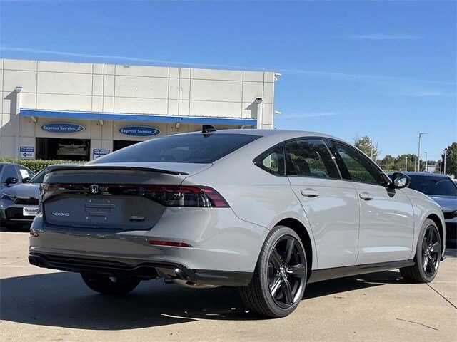 2025 Honda Accord Hybrid Sport-L photo 3