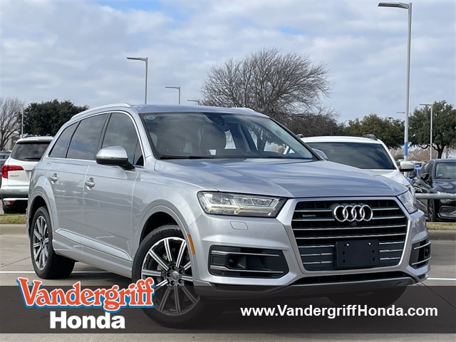 2018 Audi Q7 Premium Plus's photo