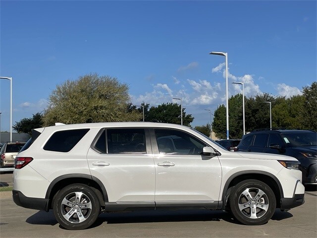 2024 Honda Pilot EX-L photo 3