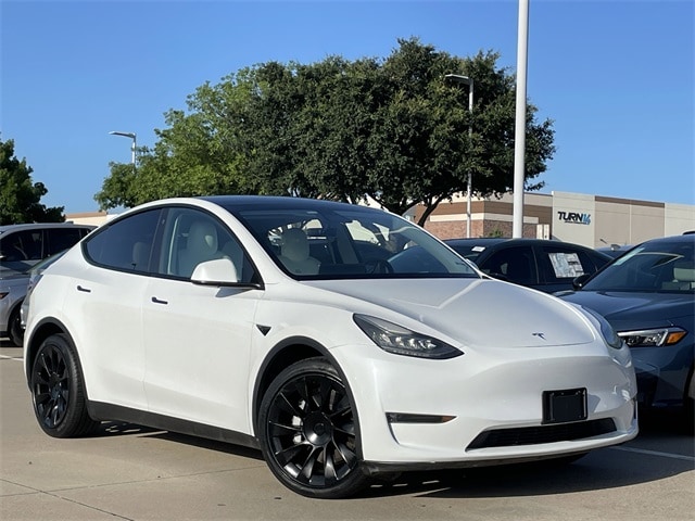 Used 2021 Tesla Model Y Long Range with VIN 5YJYGDEE4MF193139 for sale in Arlington, TX