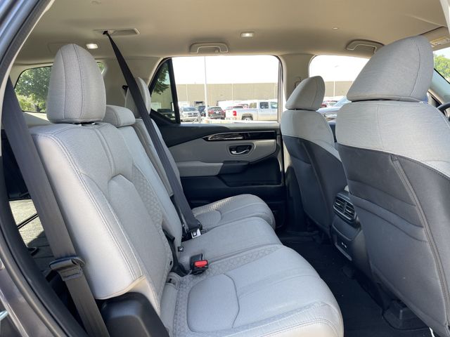 2023 Honda Pilot LX - Photo 26
