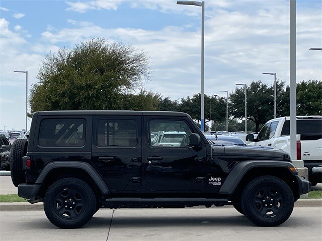 2021 Jeep Wrangler Unlimited Sport photo 3