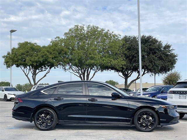 2024 Honda Accord LX photo 3