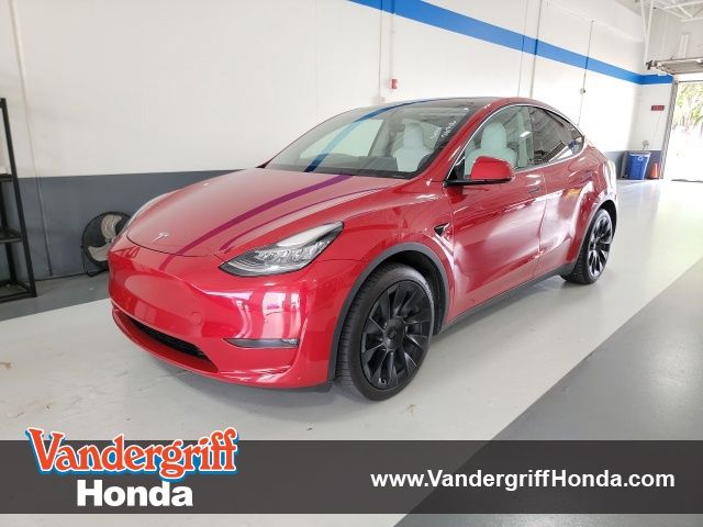 2021 Tesla Model Y's photo