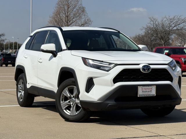 2024 Toyota RAV4 LE