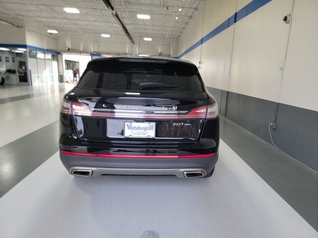 2020 Lincoln Nautilus Reserve photo 4