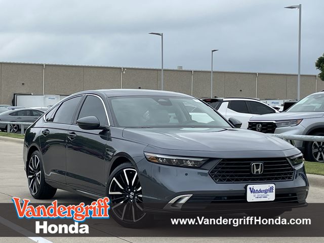 2025 Honda Accord Hybrid Touring's photo
