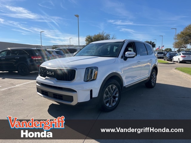 2023 Kia Telluride LX