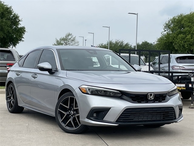 Certified 2022 Honda Civic Hatchback Sport Touring with VIN 19XFL1H89NE001485 for sale in Arlington, TX