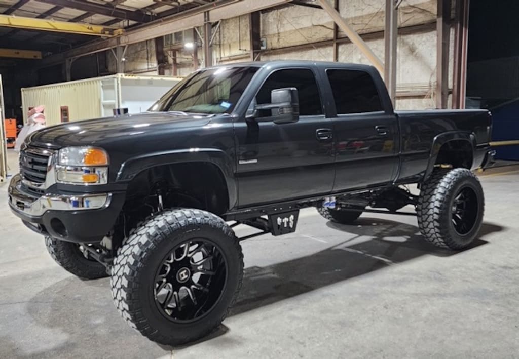 Used 2003 GMC Sierra 2500HD SLE Truck Crew Cab