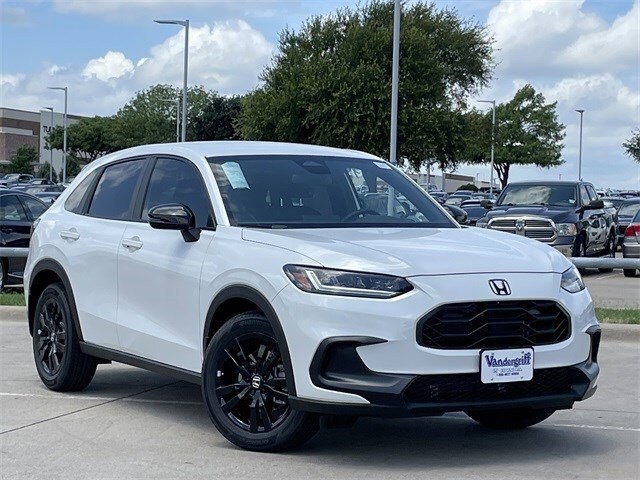 2026 Honda HR-V Sport photo 2