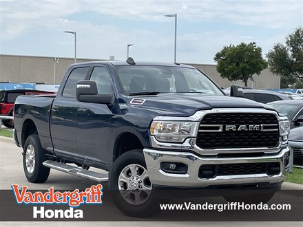 2024 Ram 2500 Big Horn Truck Crew Cab