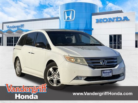 2011 Honda Odyssey Touring Elite Van