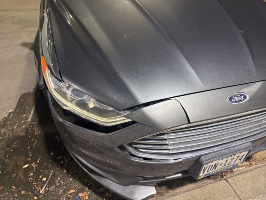 Used 2017 Ford Fusion SE Sedan
