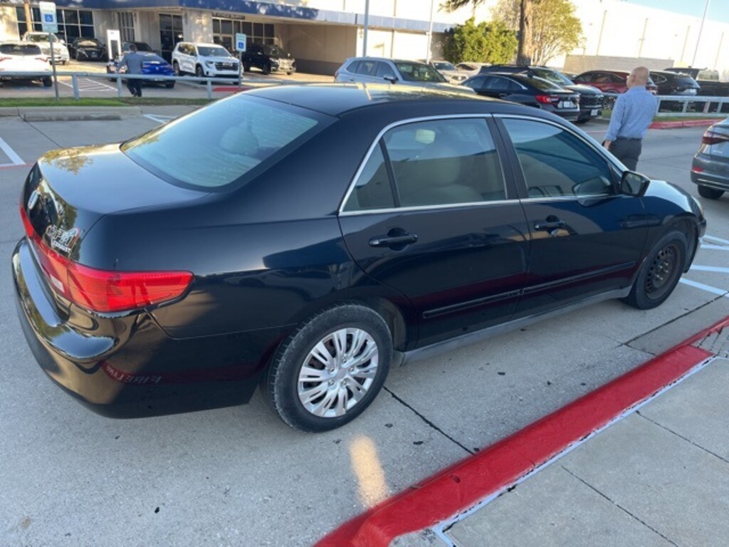 Used 2005 Honda Accord LX Sedan