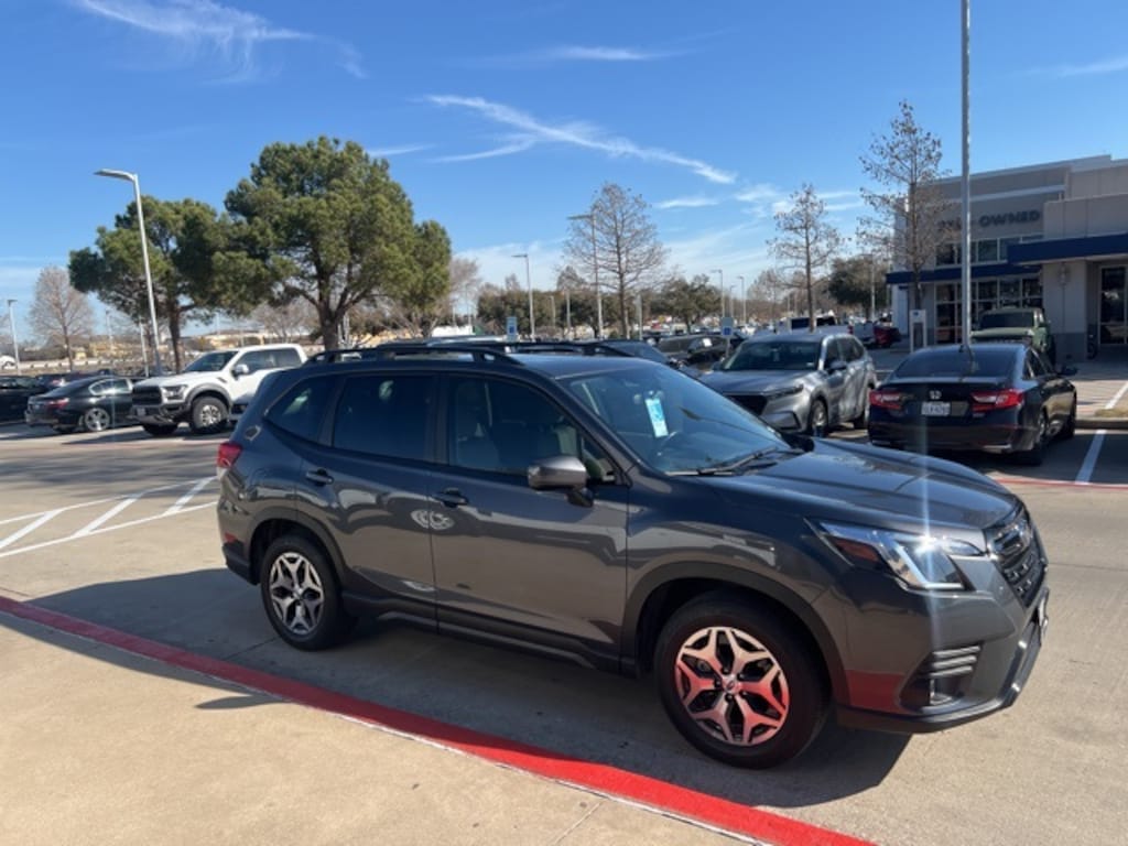 Used 2023 Subaru Forester Premium SUV