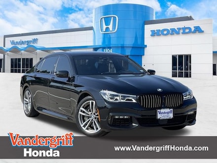 2018 BMW 750i 750i xDrive Sedan