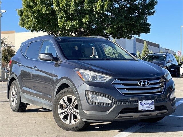 2016 Hyundai Santa Fe Sport Base photo 2