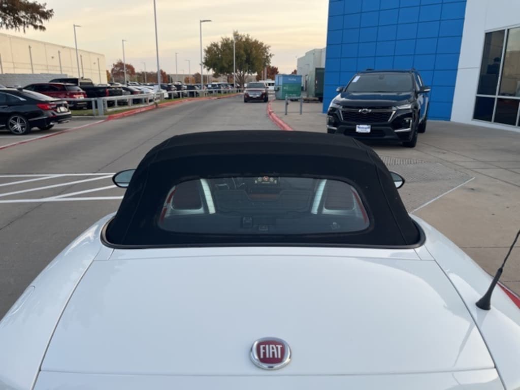 Used 2017 FIAT 124 Spider Lusso Convertible