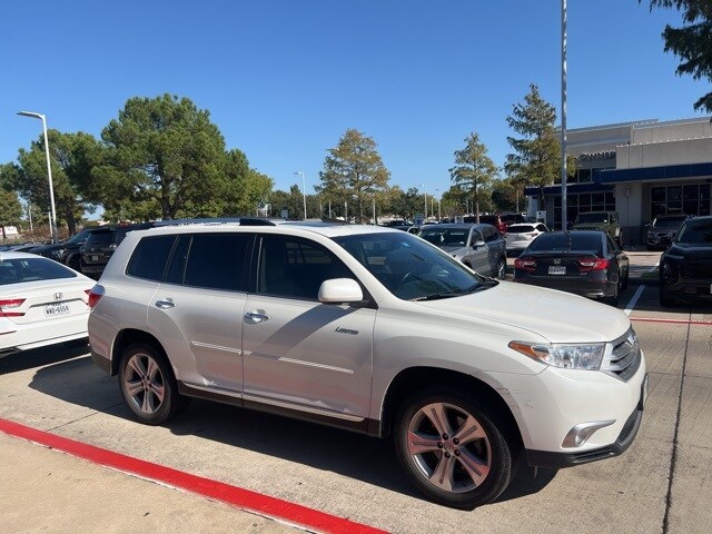 2013 Toyota Highlander Base Hybrid photo 3