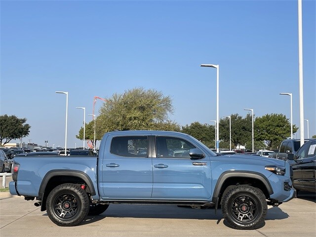2018 Toyota Tacoma TRD Pro photo 3