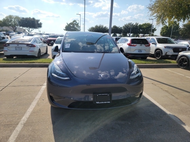 Used 2022 Tesla Model Y Long Range with VIN 7SAYGDEE0NF437650 for sale in Arlington, TX