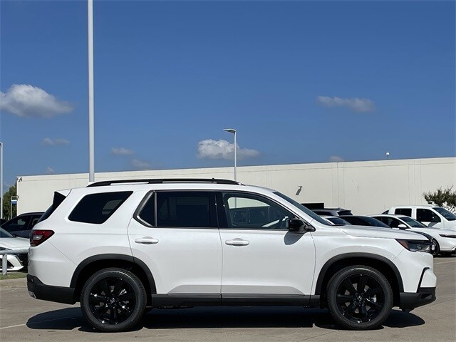 2025 Honda Pilot Black Edition photo 2
