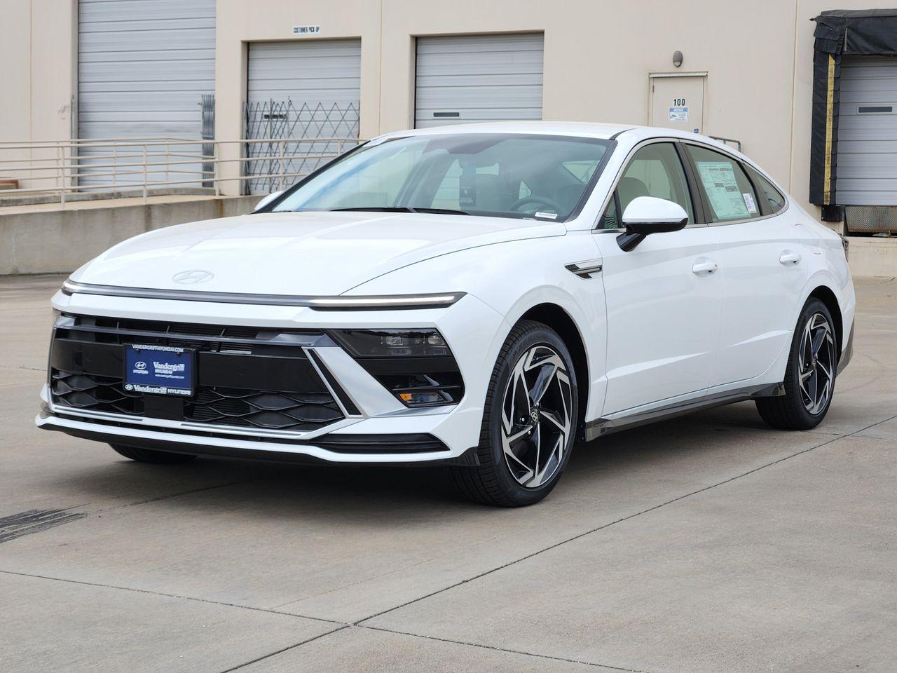 New 2026 Serenity White Hyundai SEL Sport image 2