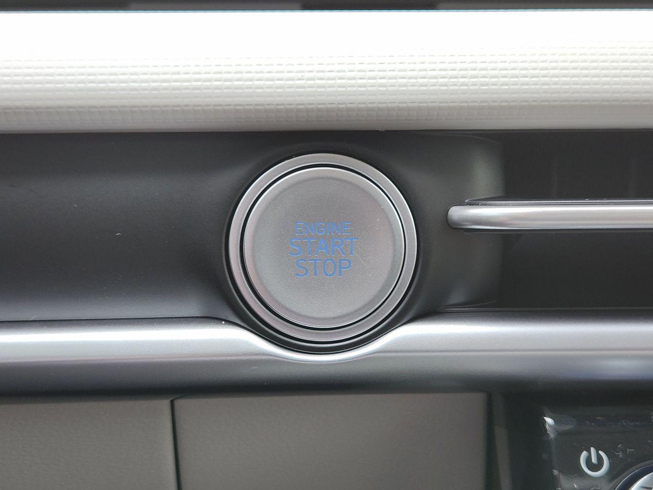 New 2026 R2T Silver Hyundai SEL FWD image 15