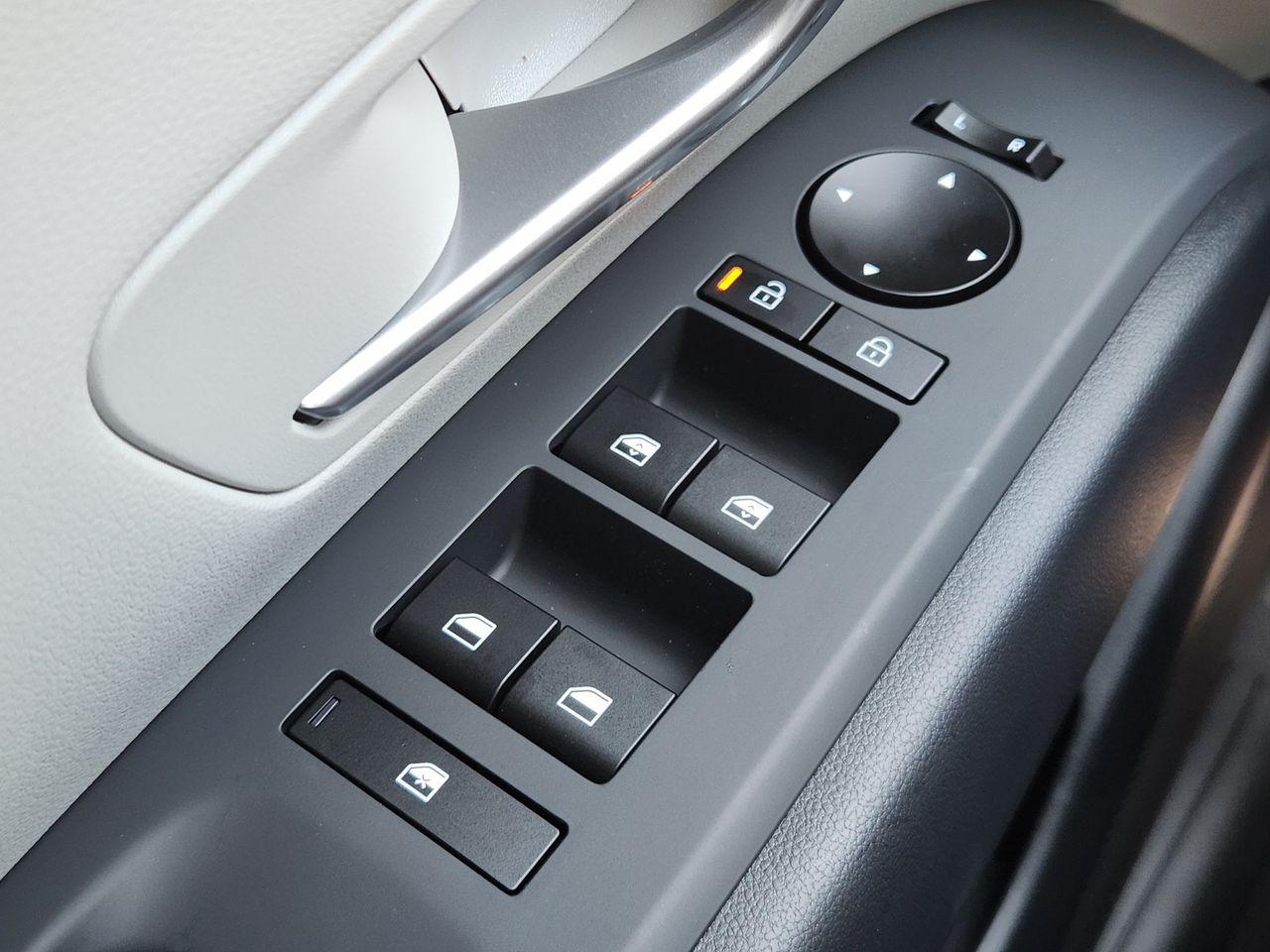 New 2026 Ecotronic Gray Hyundai SEL Plus FWD image 21