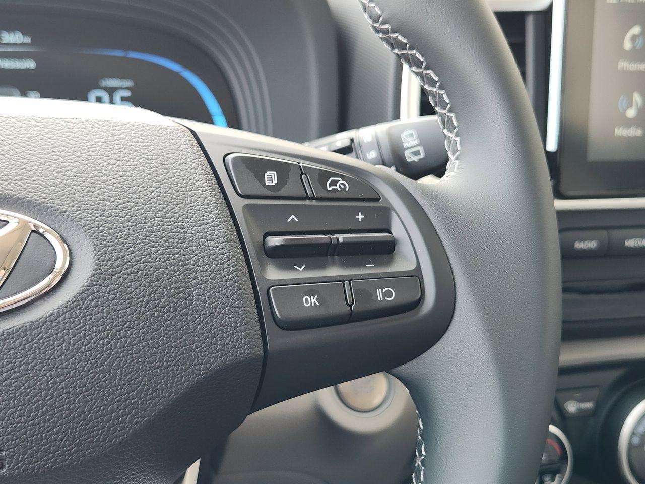 New 2026 SAW White Hyundai SEL image 28