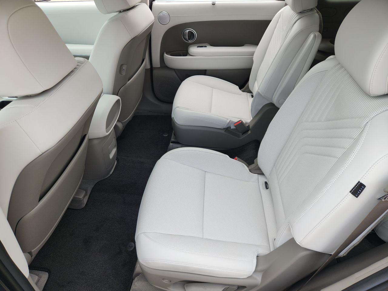 New 2027 Ecotronic Gray Pearl Hyundai SEL FWD image 28