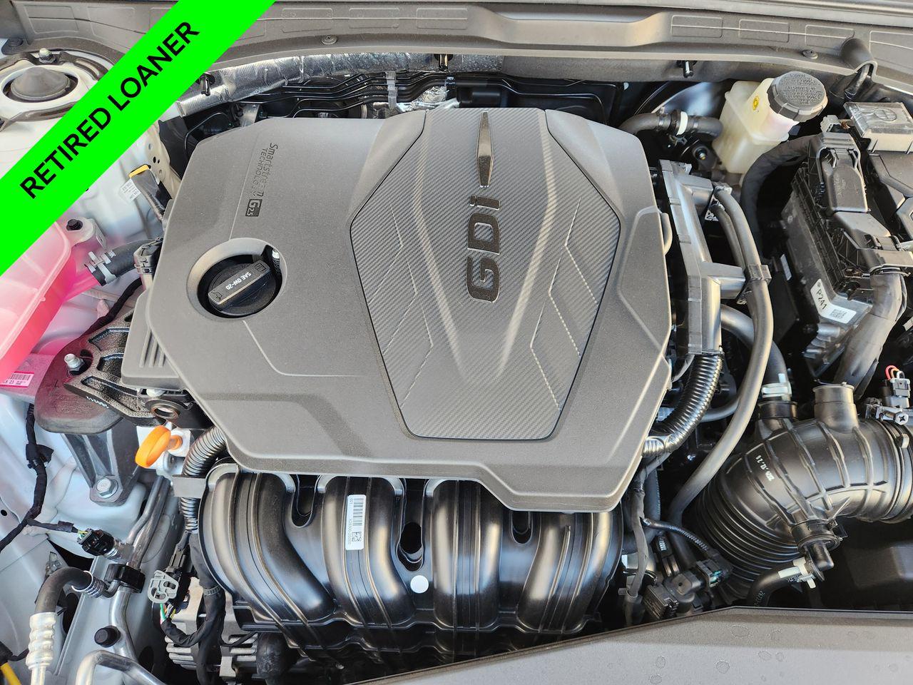 New 2025 W6H White Hyundai SEL Convenience image 32